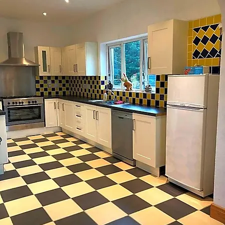 Four Seasons House - Affordable&quiet In Donegal 3*