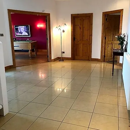 Four Seasons House - Affordable&quiet In Donegal Frühstückspension 3*